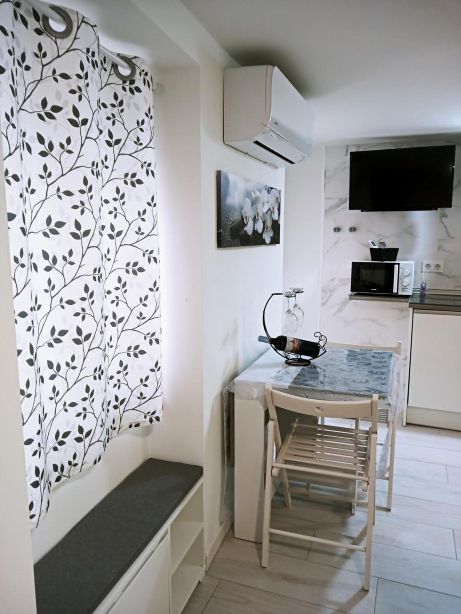 Apartamentos "El Balconico" Arguedas Exterior photo